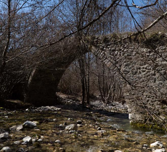 Dam and Artificial Thisavros Lake (Treasure Lake) 33
