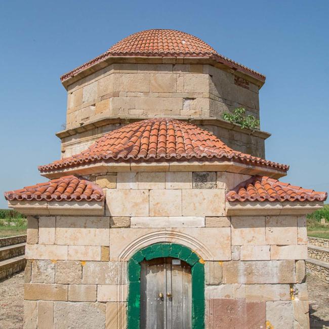 Tekke Kütüklü Baba, in Selino